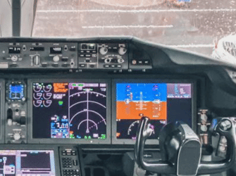 Pantalla Primary Flight Display en Cockpit 787